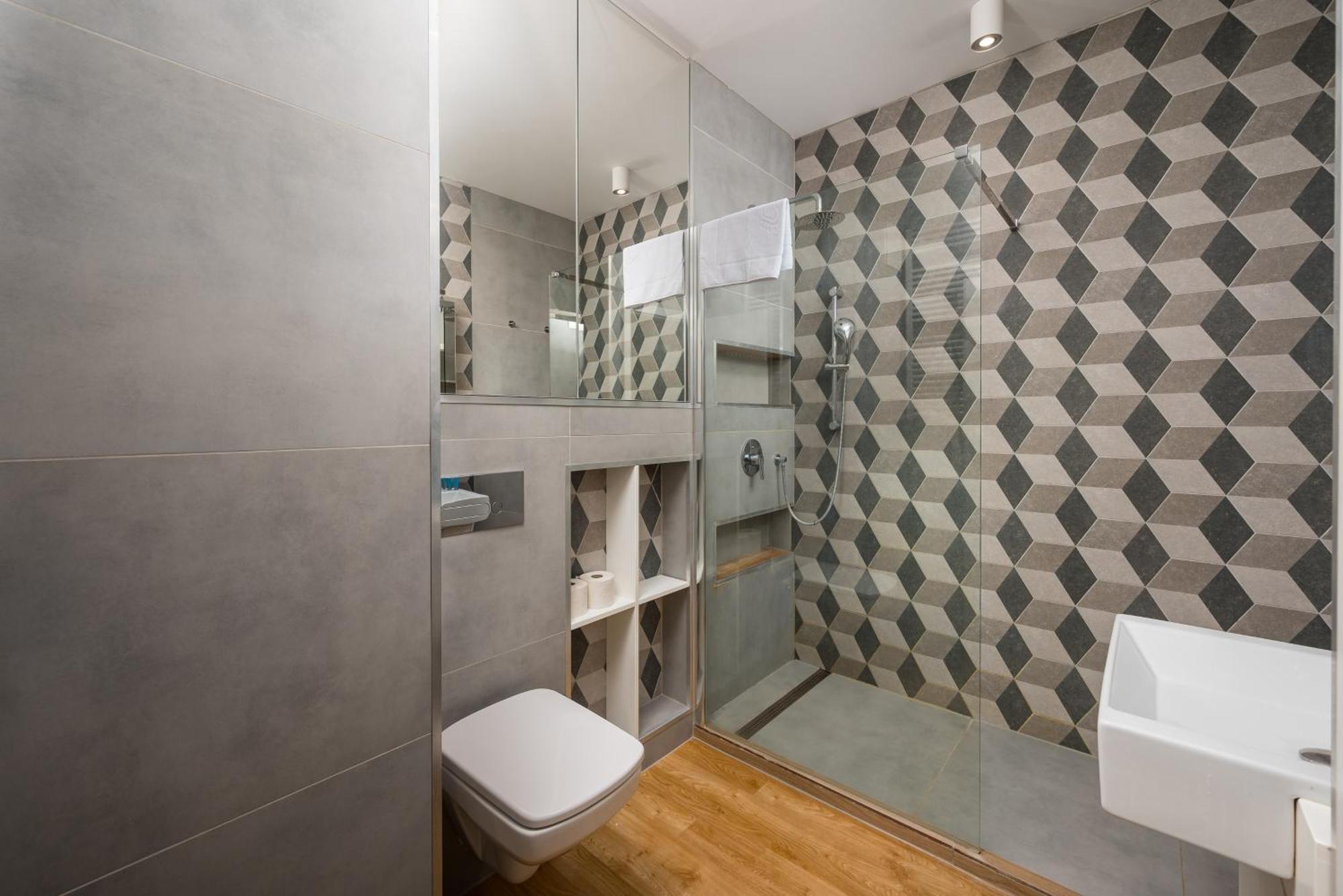 New Varsovia Comfort 569 Exterior photo